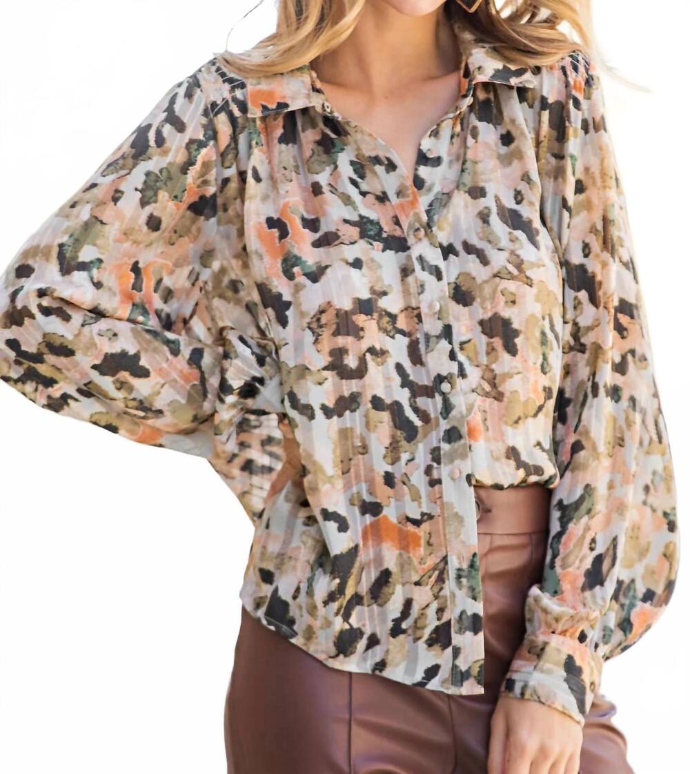 NEW EE:SOME greely watercolor print button down blouse - curvy in olive/clay